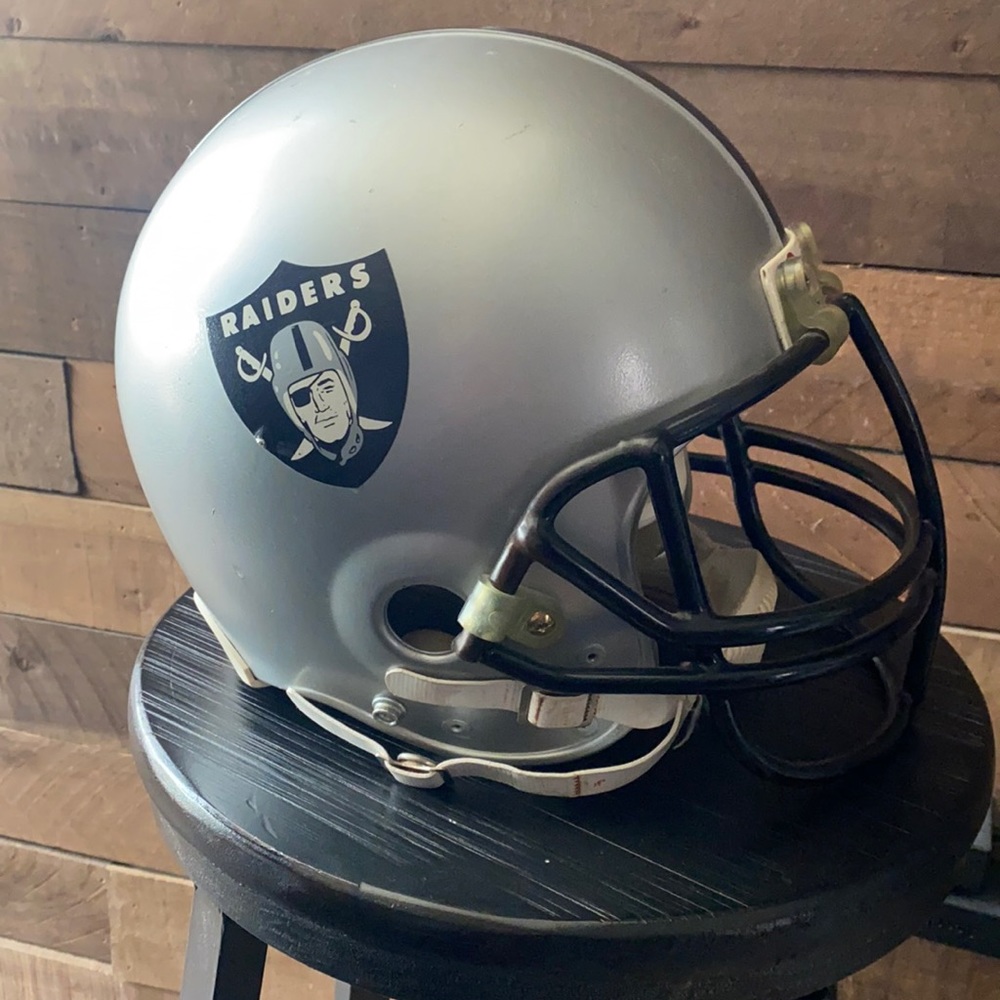 Raiders       Raiders riddell helmet